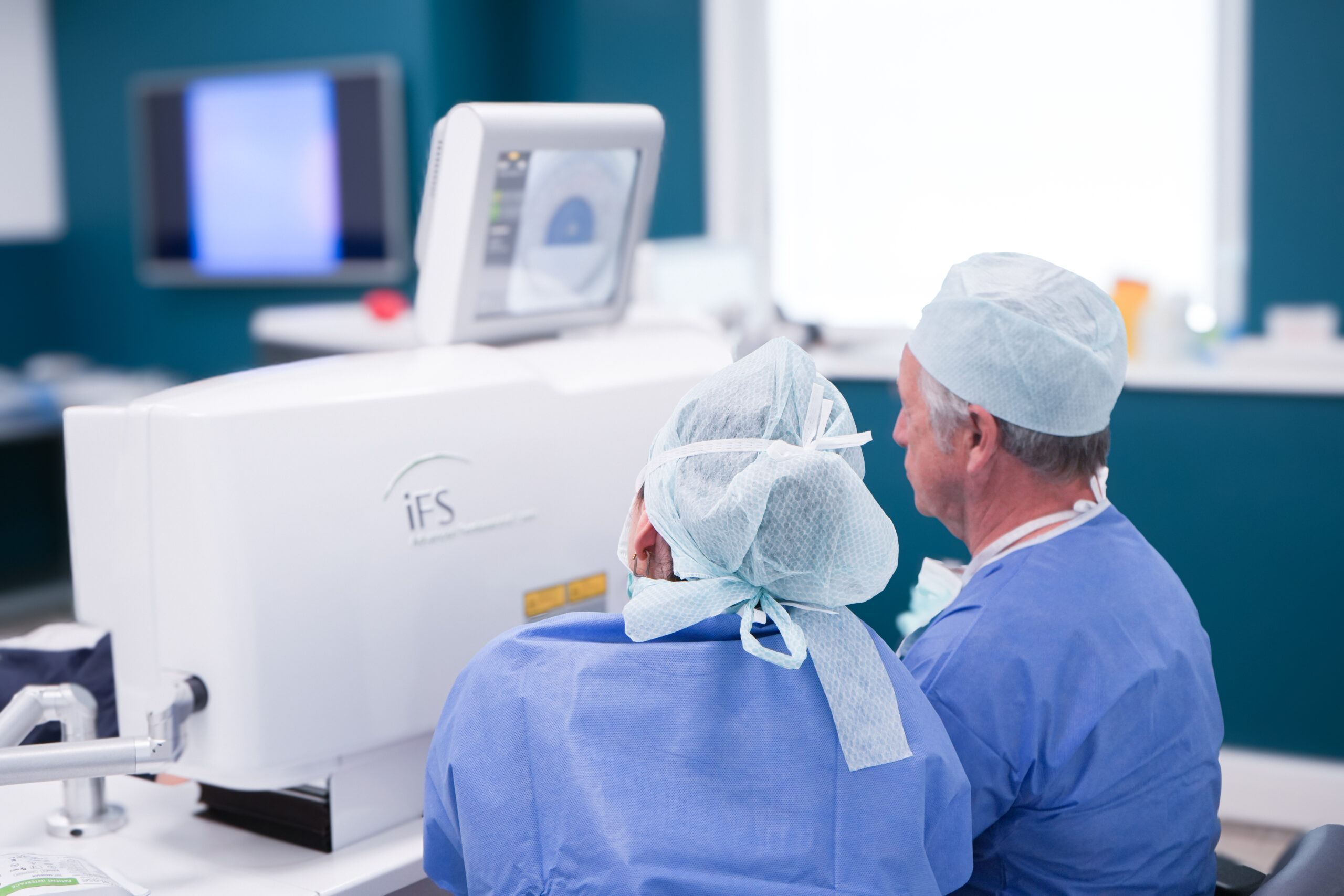 Opération des yeux au laser Marseille Phenicia Vision
